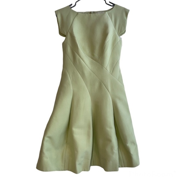 Halston HERITAGE Women's Silk Faille Cap-Sleeve Structured Cocktail Dress size 4 - Picture 5 of 6